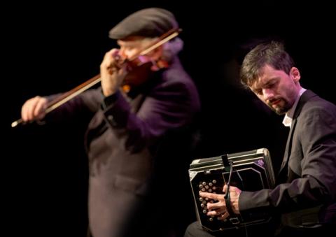 Live Michael Zisman Bandoneon und Daniel Zisman. Violine